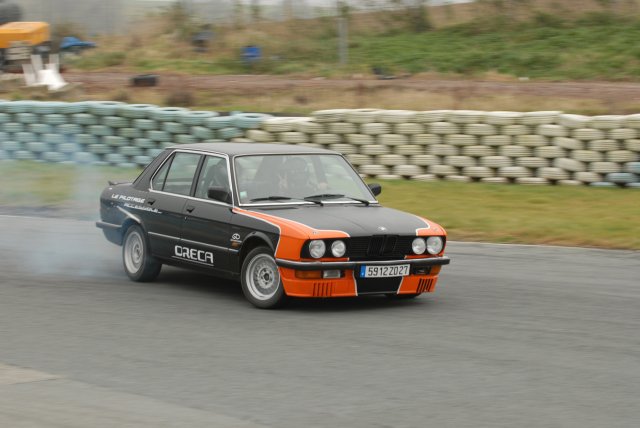 BMW_525_Orange_GD_34